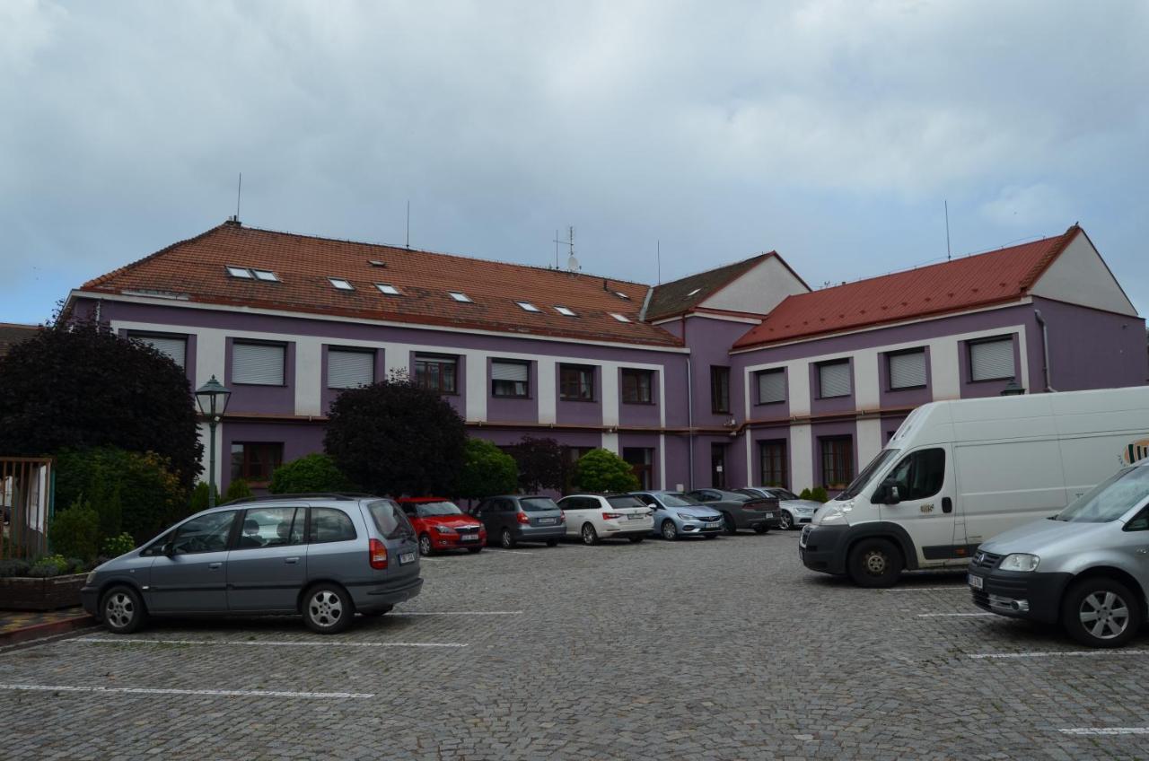 U Heligonky Hotel Brno Ngoại thất bức ảnh
