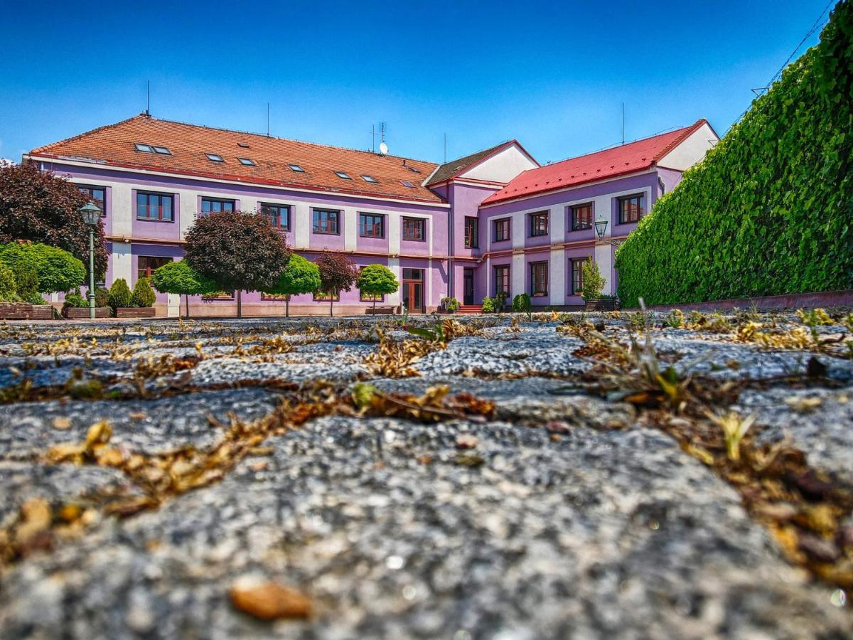 U Heligonky Hotel Brno Ngoại thất bức ảnh