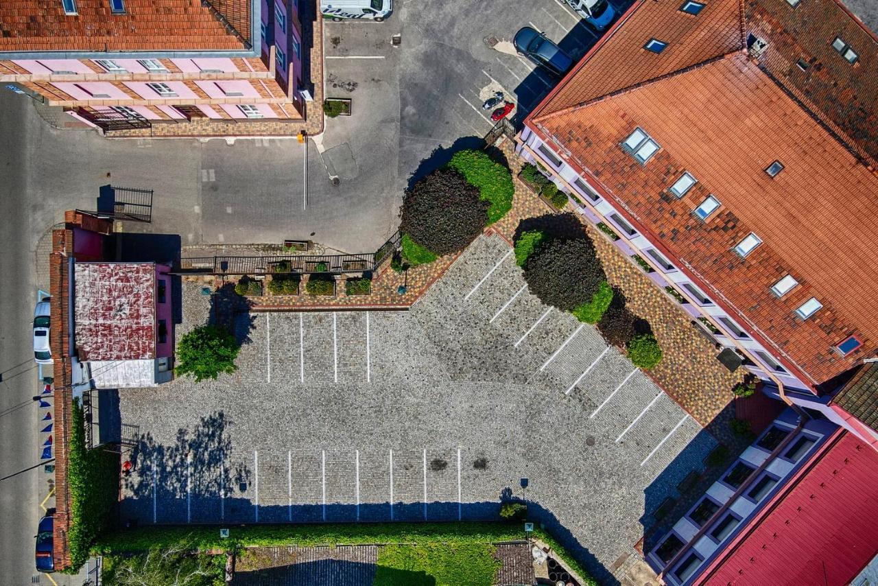 U Heligonky Hotel Brno Ngoại thất bức ảnh