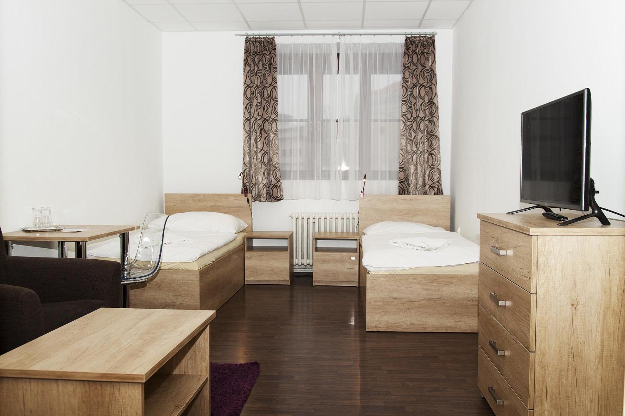 U Heligonky Hotel Brno Phòng bức ảnh