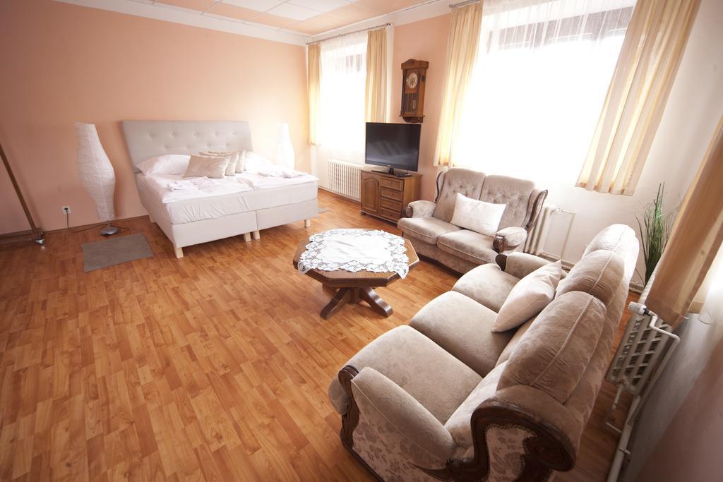 U Heligonky Hotel Brno Ngoại thất bức ảnh