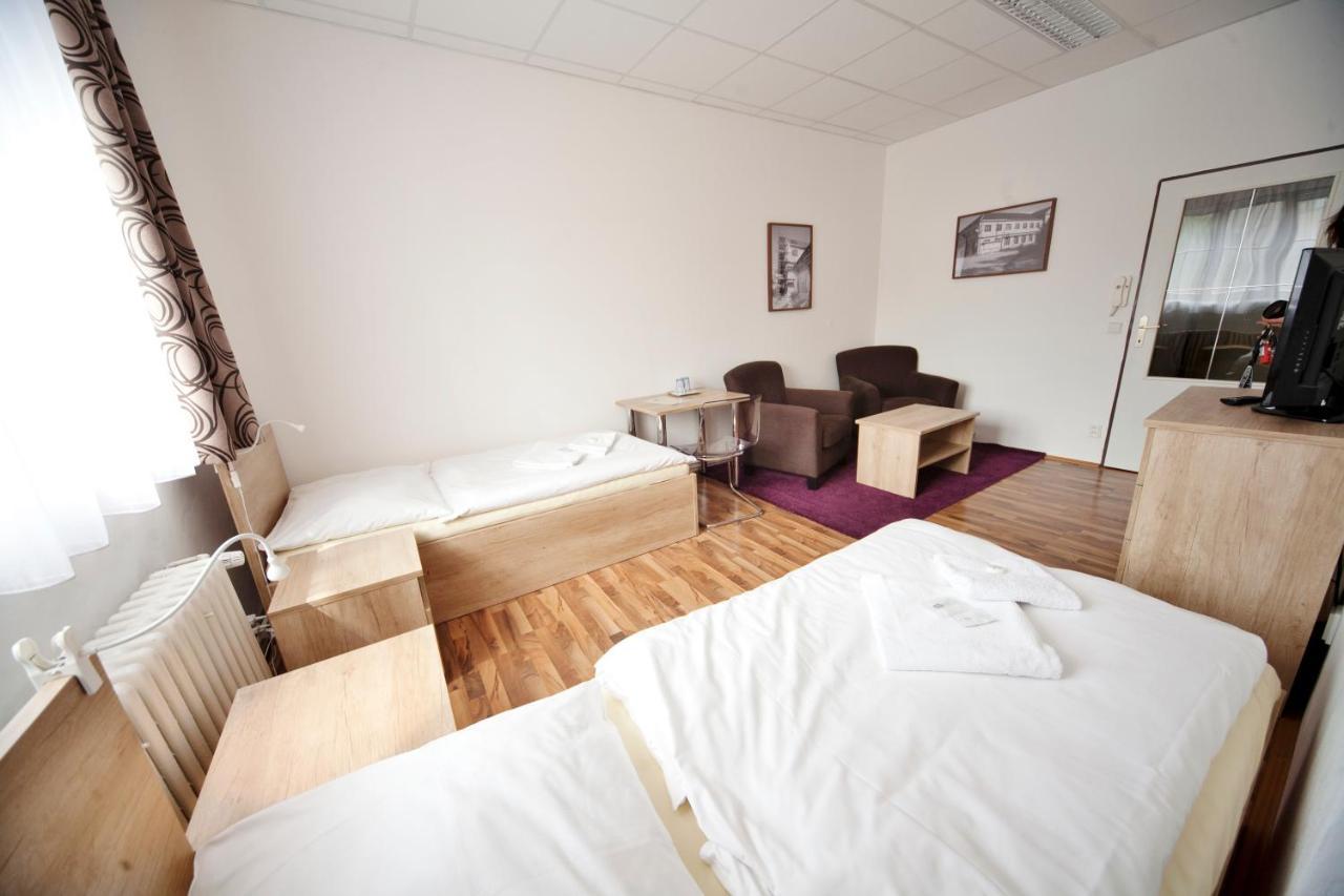 U Heligonky Hotel Brno Ngoại thất bức ảnh
